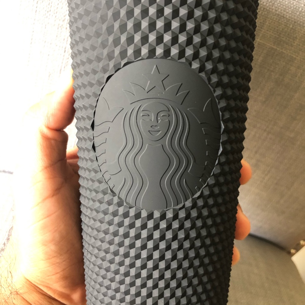 🖤 Starbucks Matte Black Studded Plastic Tumbler🖤 - Picture 5 of 7